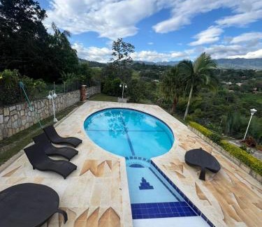 Silvania House | Casa San Gabriel