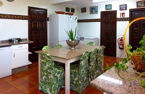 Cantillana Villa | Casa San Ignacio Cantillana by Ruralidays
