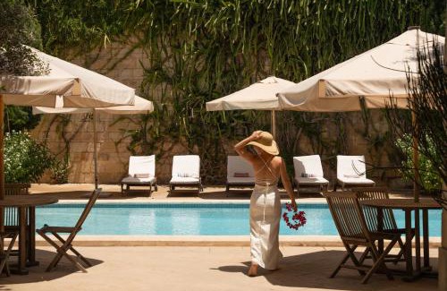 Ghaxaq Villa | CASA SAN ROCCO - Luxurious Grand 18th C. Palace with Gardens & Pool