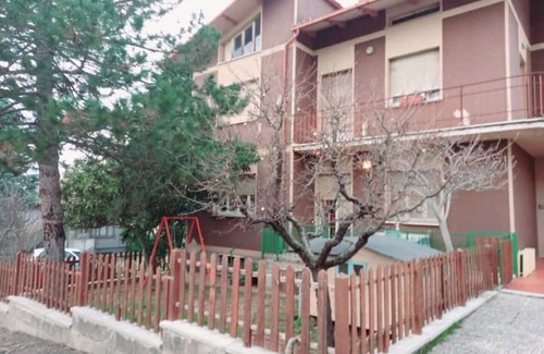 Gualdo Tadino Apartment | Casa San Rocco: Spazioso Appartamento con Giardino