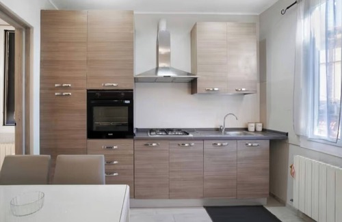 Sanremo Apartment | CASA SANREMO TIZIANO Free parking downtown area 15 minutes on foot