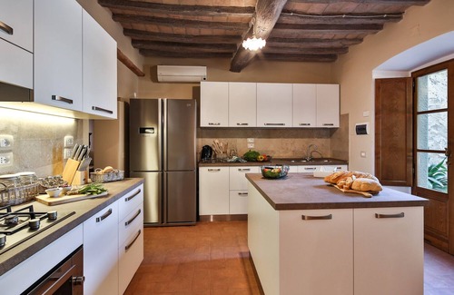 Pietraia Villa | Casa Sant'Anna 18 seats Villa with private pool, hot tub - Cortona