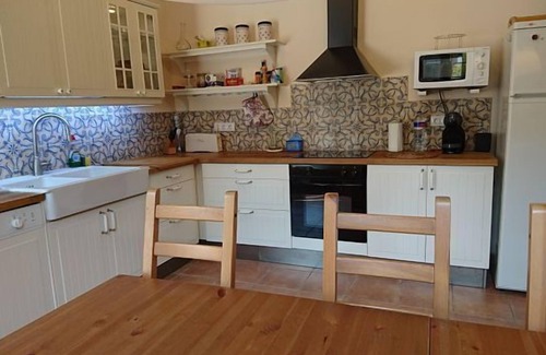 La Roca del Valles Cottage | Casa Sant Joan for 10 people