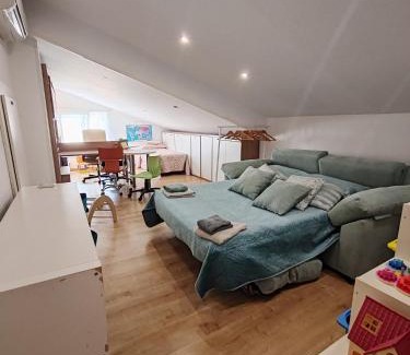 Canaletes Apartment | Casa Santa Creu de Creixà