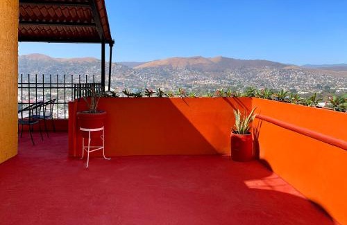 Calzada Madero Apartment | Casa Santiago