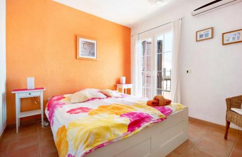 Chayofa Apartment | Casa Sarita - farbenfrohes Ferienhaus