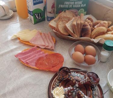Llano del Beal Bed & Breakfast | Casa SayLavy