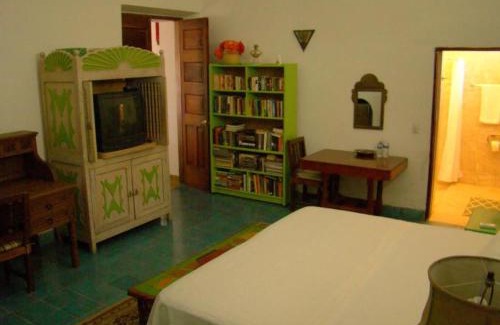 Loma de Guadalupe Bed & Breakfast | Casa Serena Vista