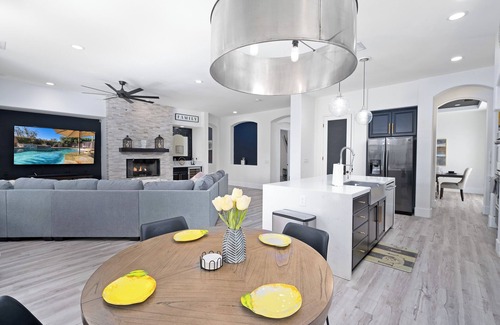 Rancho Santana House | Casa Serenity Luxury Living w/Pool & Jacuzzi
