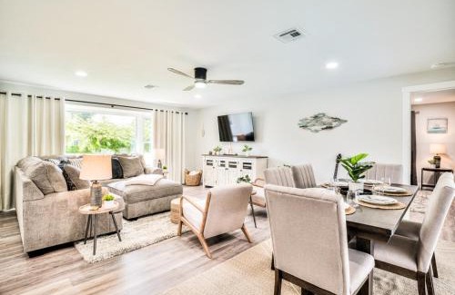 Caloosahatchee House | Casa Serenity Private Pool, with Heated Option near Beaches and Shopping Sleeps 12