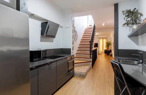 San Julian House | Casa Sevillana