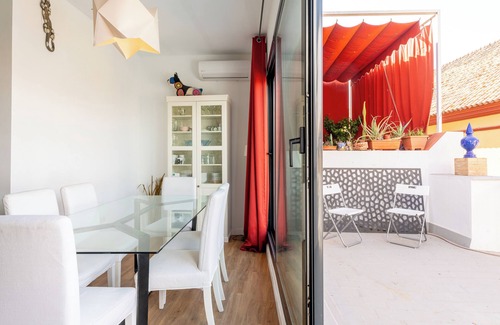 San Julian House | Casa Sevillana