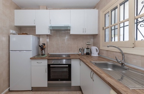 Torrox Costa Ski Chalet | Casa Siloam - Two Bedroom Chalet, Sleeps 4