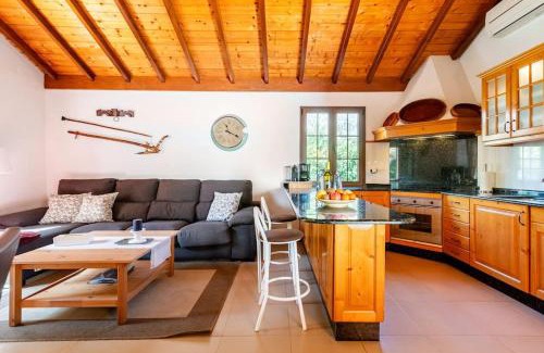 San Bartolome de Tirajana Ski Chalet | Casa Simón