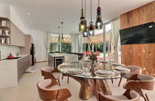 Puerto Bahia Villa | Casa Sirenas at Las Terrenas: Spacious 6-bedroom for 14 pax villa close to beach