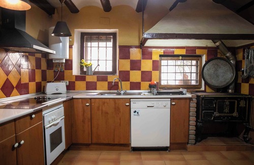 Santa Eulalia la Mayor Villa | Casa solariego del siglo XVI en el Parque Natural de la Sierra de Guara