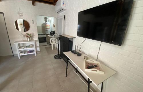 Las Grutas House | CASA "SONNIA" pleno centro, 200 mts de la peatonal y 300 mts del mar