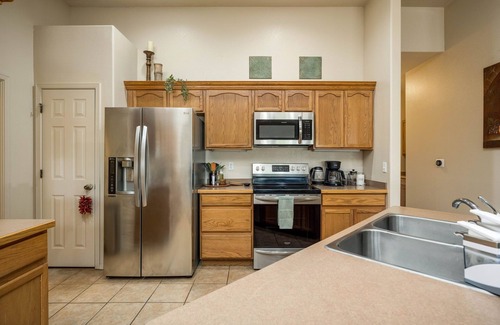 Las Cruces House | Casa Sonoma | Spacious, Central Retreat | Peloton