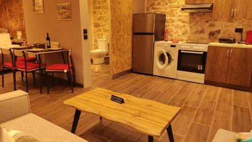 Old Town Apartment | Casa Stratigos
