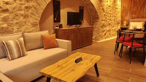 Old Town Apartment | Casa Stratigos