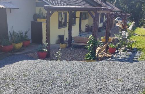 Pomerode House | Casa suíça luxo-suite nr2- para 4 pessoas