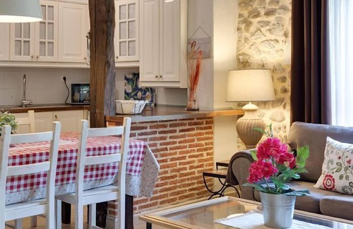 Liendo Cottage | "Casa Suca" With garden and barbecue, between the sea and the mountain. Rental 12 people