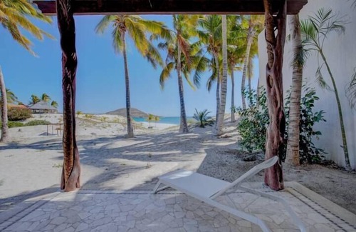 Ensenada Los Muertos Villa | Casa Sueños: Oceanfront luxurious 5 beds 4 bathrooms villa