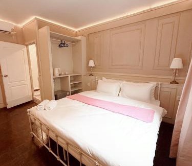 Nana Apartment | Casa Sukhumvit 11 BTS Nana -คาซ่า สุขุมวิท 11 บีทีเอสนานา