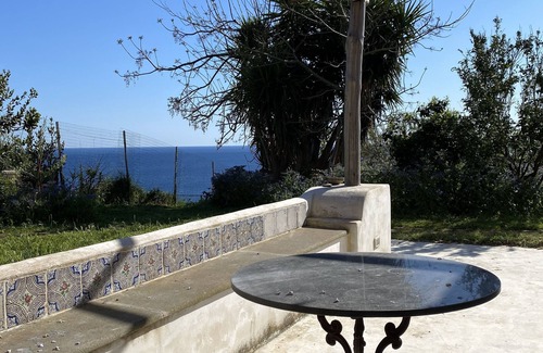 Procida House | Casa sul Mare con Giardino Sulla Suggestiva Punta Solchiaro