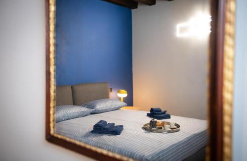 Desenzano del Garda City Centre Apartment | Casa sul Porto