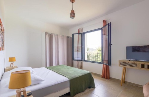 Palasca House | Casa Sulia