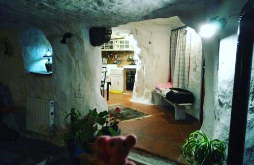 Calcata Historic Town Apartment | Casa Sulla Rupe