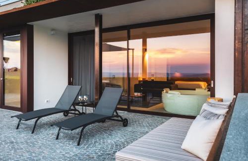 Diano d'Alba Villa | Casa sulle Langhe - Luxury Pool, Sauna and Jacuzzi
