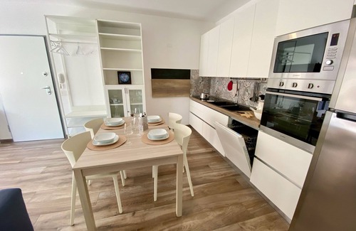 Torre Grande Apartment | Casa Sunset - Stylish, Modern, Fully Equipped Apartment Near the Beach