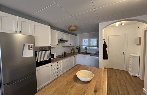 Mas Pinell House | Casa Surf - Private Pool, Aircon, close to the beach