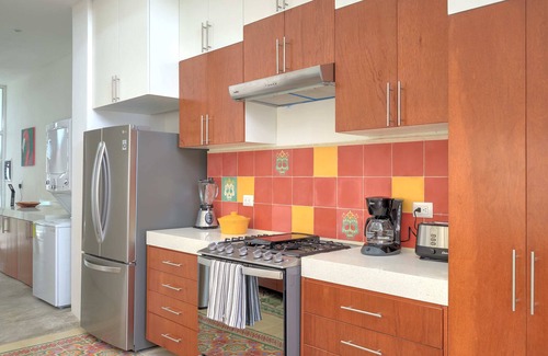 Centro House | Casa Sweet Pea, Bright and Stylish in Centro