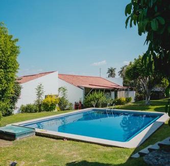Xochitepec House | Casa Tabachin