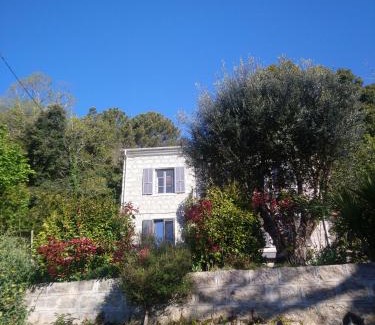 Levie Apartment | Casa tanghicciola