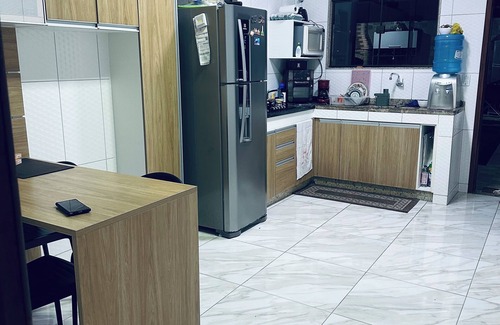 Tamoios House | Casa Tavares 100 meters from the beach, giant pool, private house, quiet street.