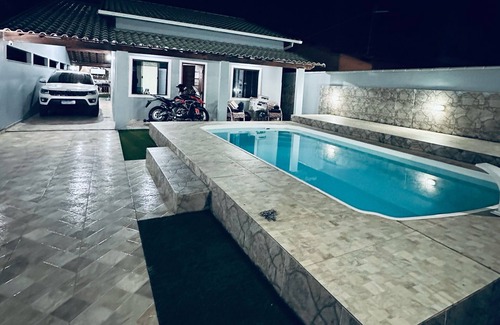 Tamoios House | Casa Tavares 100 meters from the beach, giant pool, private house, quiet street.