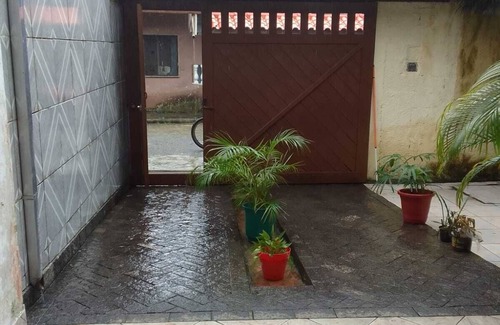 Horto House | Casa Temporada Ubatuba c Cozinha Geladeira Fogão Microondas Ventilador Garagem