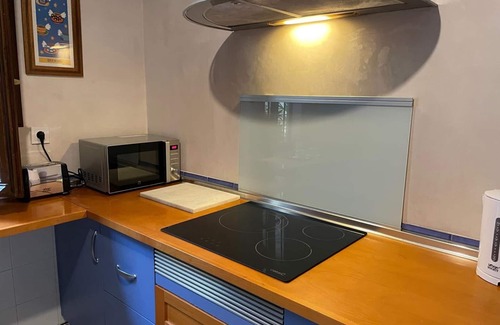 La Catedral Villa | Casa Terraza Judería: Spacious History-Filled Retreat with Private Terrace in Córdoba's Jewish Quarter