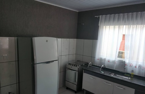 Jardim Veneza House | CASA TERREA PERUIBE 5 MIN FROM THE CENTER, BEAUTIFUL VIEW, CLOSE TO EVERYTHING.