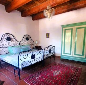 Montecalvo in Foglia Apartment | Casa Tilia