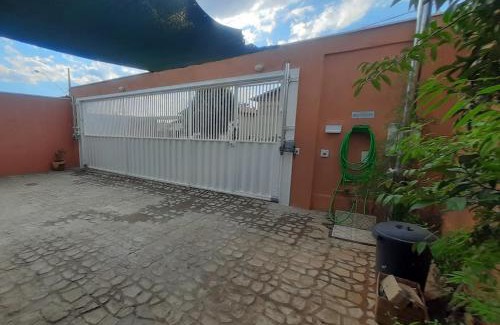 Delfinopolis Apartment | Casa Topázio no Container dos Cristais