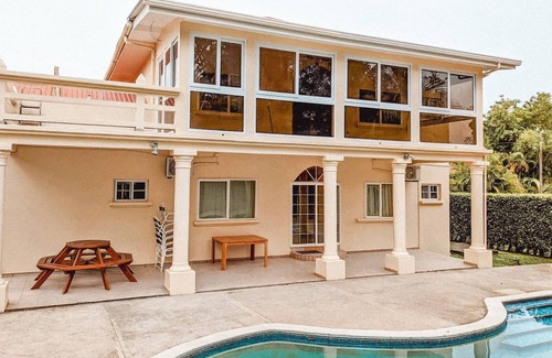 San Juan House | Casa Trébol en Tela