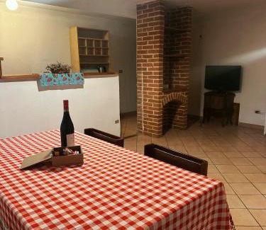 Cassine House | Casa tra Monferrato & Langhe vista vigneti