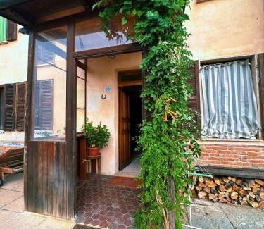 Cassine House | Casa tra Monferrato & Langhe vista vigneti