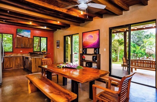 Rio Seco House | Casa Tranquila- spacious and quiet 3 bedroom villa with pool