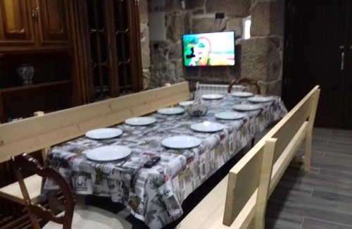 Coles House | Casa Tras Do Rio